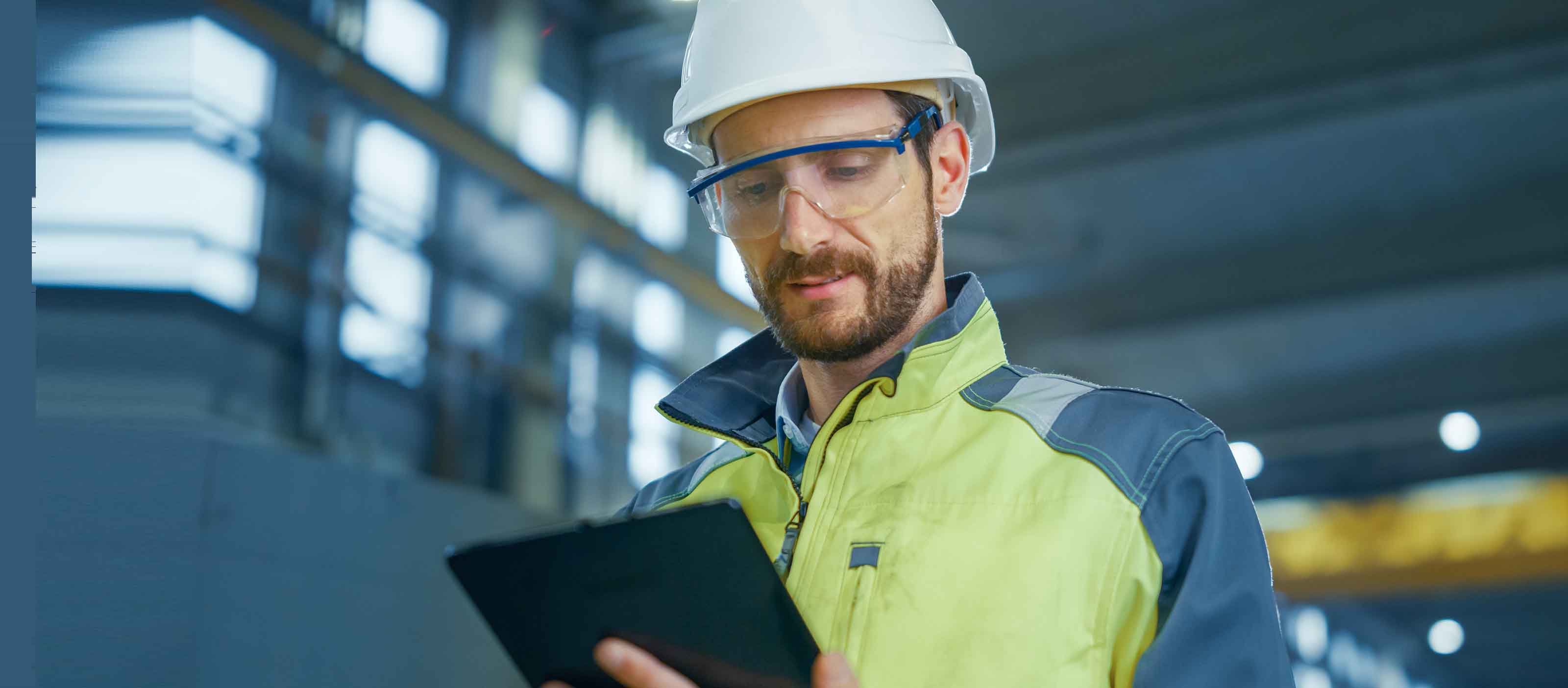 Industrial engineer using iFIX productivity tools for HMI/SCADA visibility