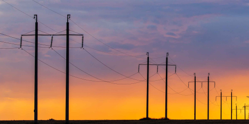 High voltage transmission lines | GE Digital software for electric utilities