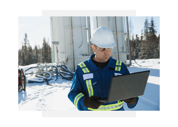 Industrial maintenance operator using GE Digital software on mobile device for APM