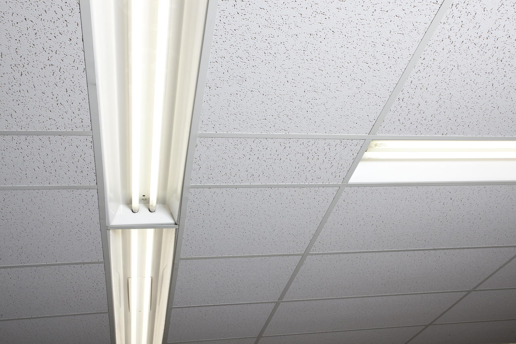 GE Fills Walgreens Prescription for Vibrant Lighting and Energy ...