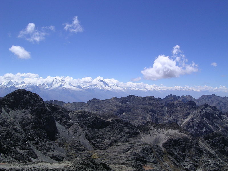 File:Cordillera Blanca y Cordillera Negra.jpg