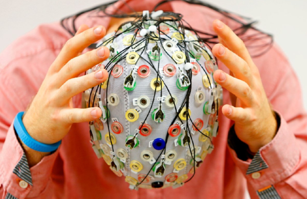  /><br />
<br />
Associate Professor Tom Weidong Cai, an expert in multimedia data compression and retrieval, and medical-image process and analysis, is leading the University of Sydney’s participation in&nbsp;<a href=