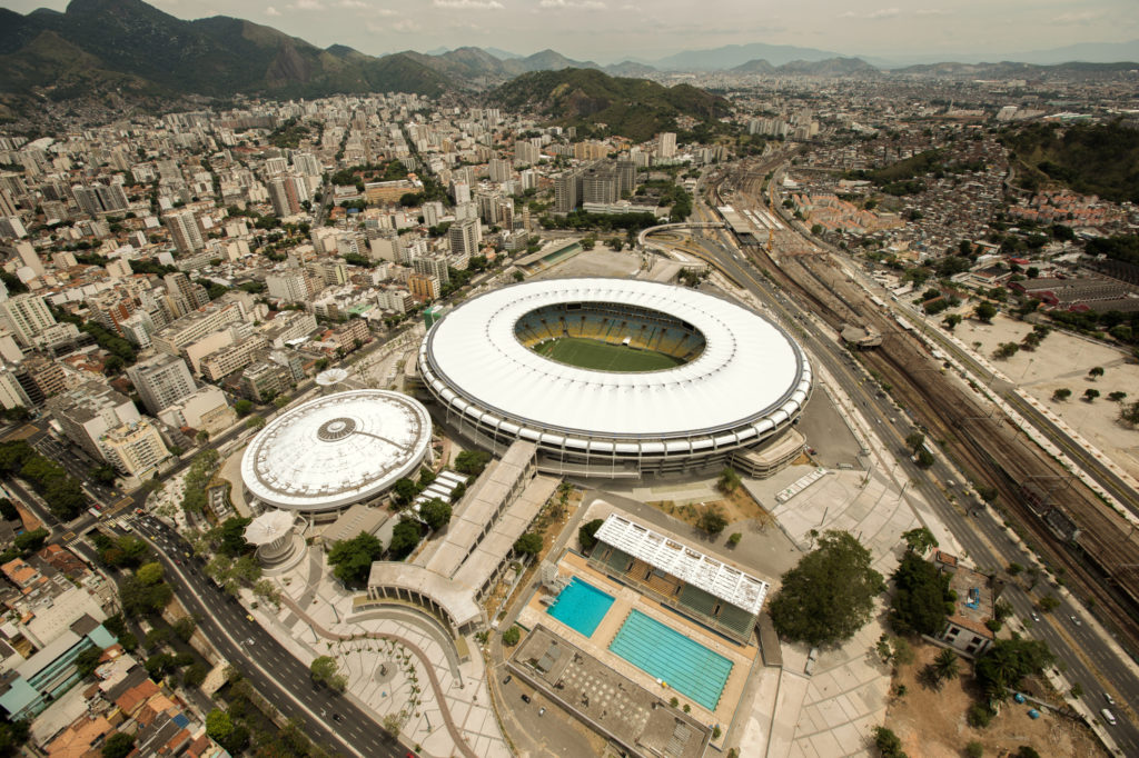 w2m0001p002_Rio_Football_Maracana