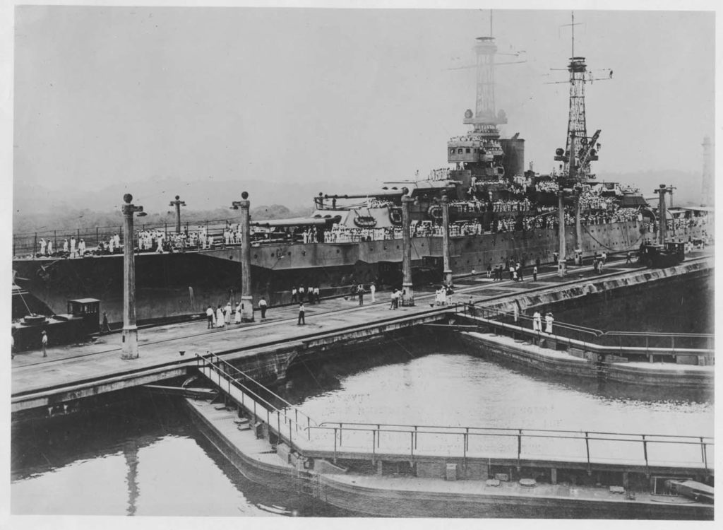 112654 USS New Mexico, 1919 Passing through Panama Canal