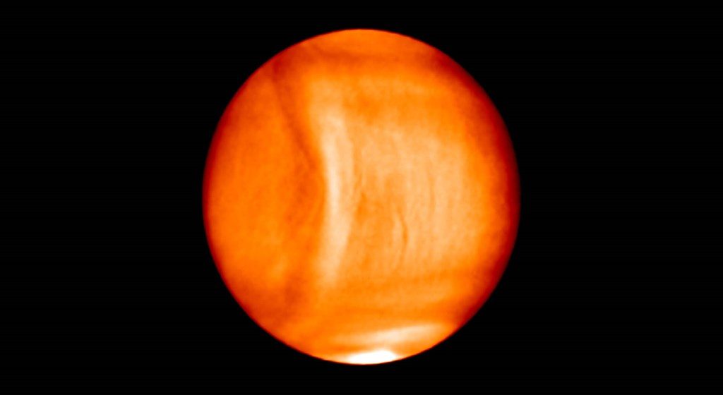 venus-giant-wave-jaxa-cover