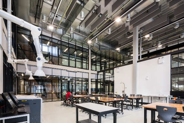  /><br />
<br />
<em>Designed by&nbsp;<a href=