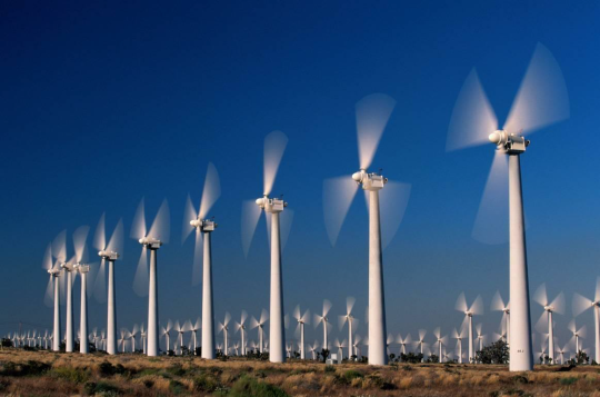 Alat yang digunakan untuk mengubah energi angin agar menghasilkan listrik adalah