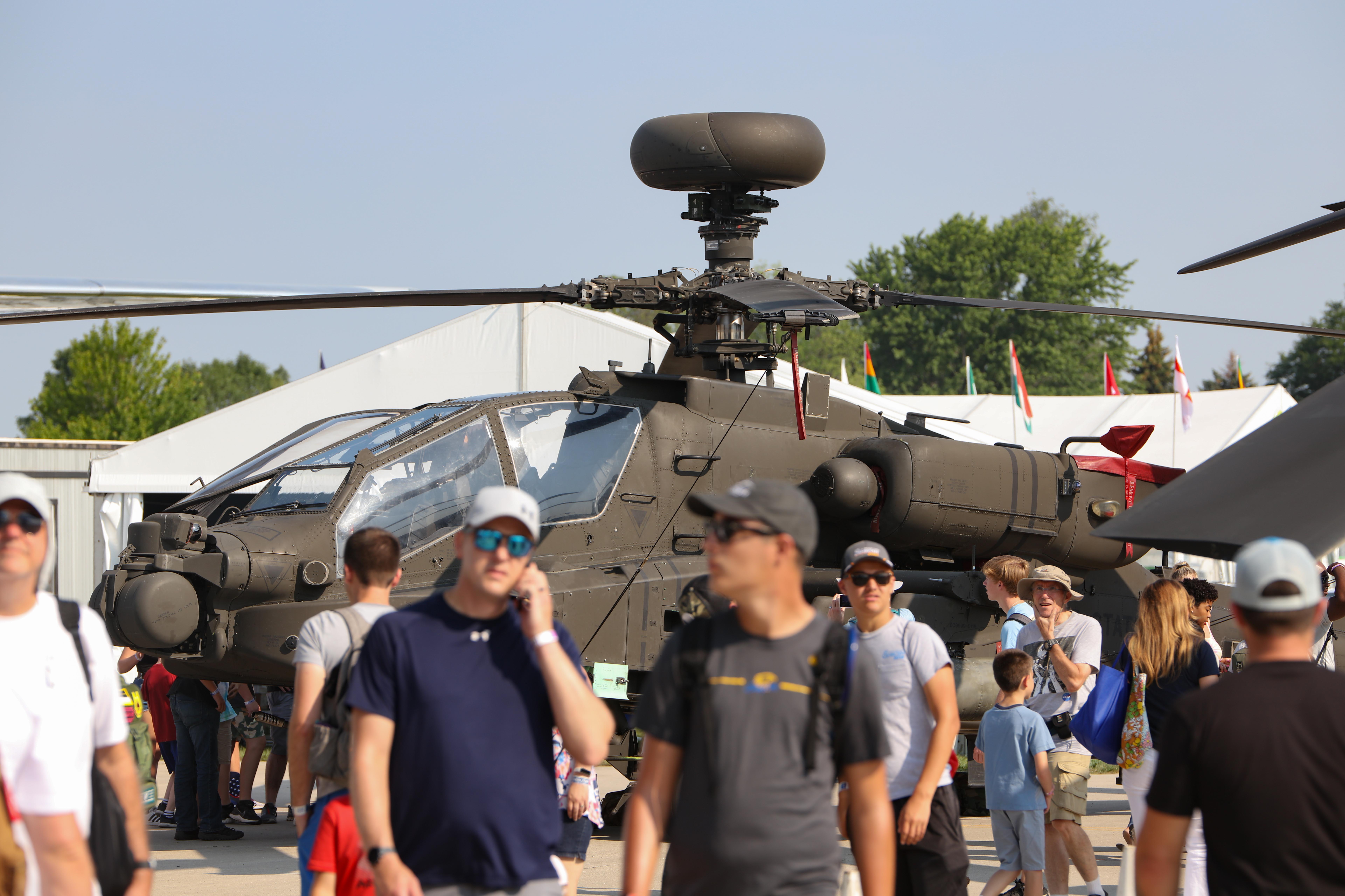 Apache T700