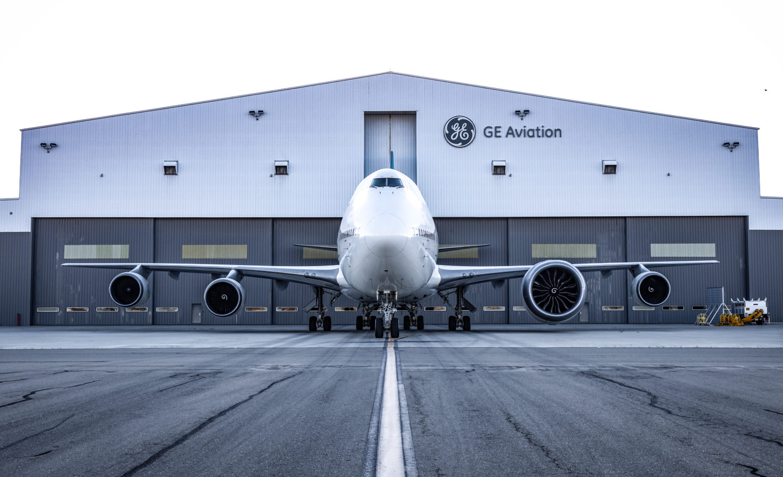 The 747 Flying Test Bed with the GE9X on wing along with production CF6 engines.