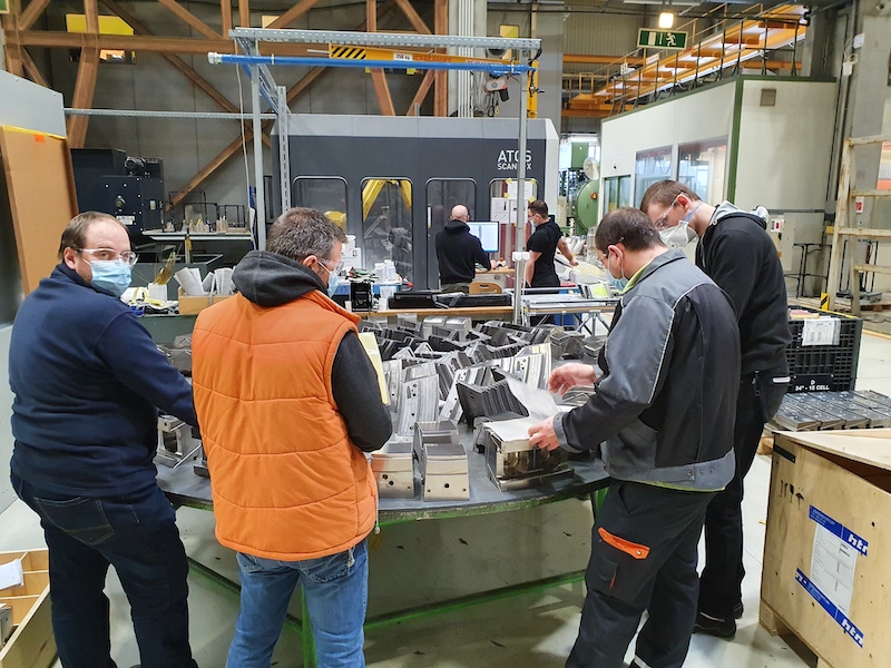Hungary shroud packaging group