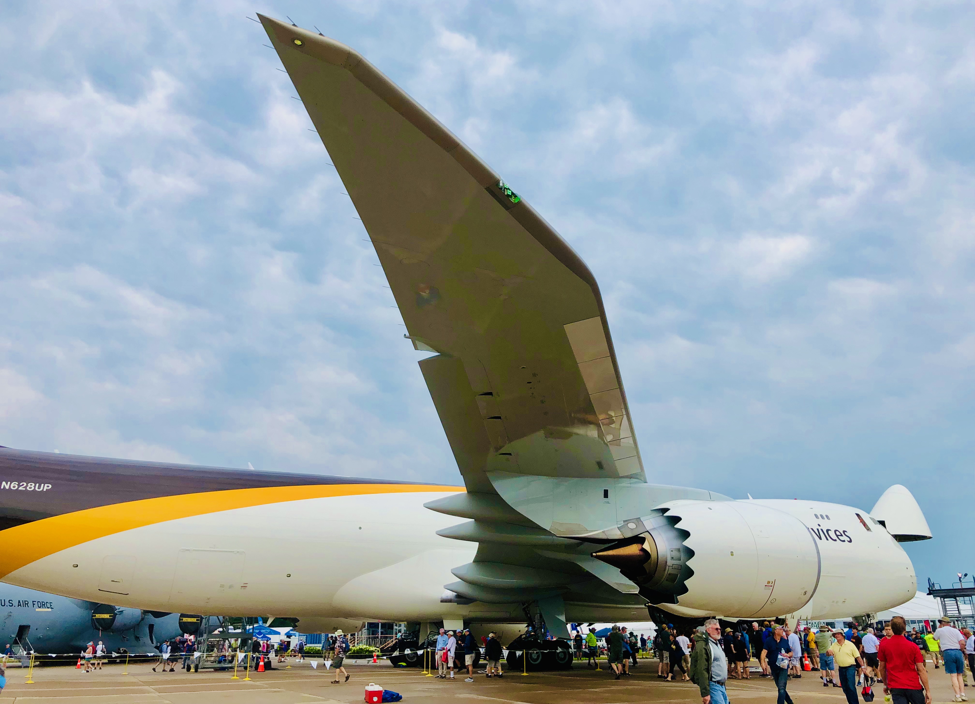 Boeing 747-8 UPS GEnx
