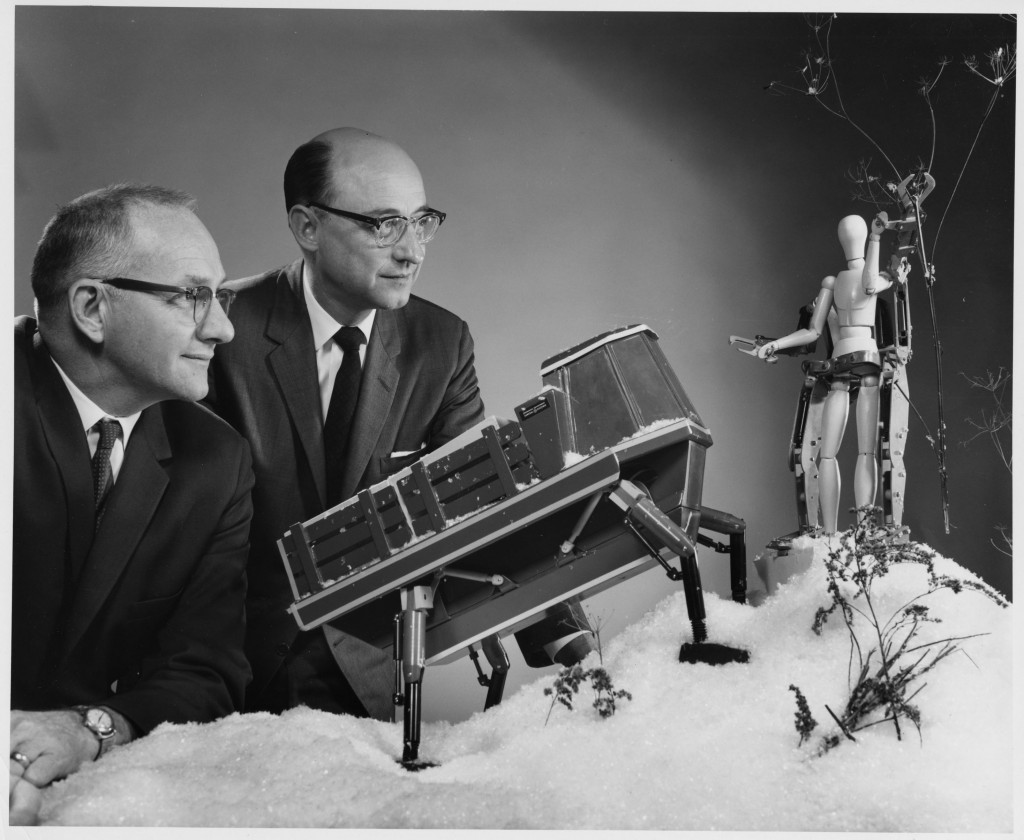Ralph-Mosher-and-Art-Bueche-with-Walking-Truck-and-Hardiman-models