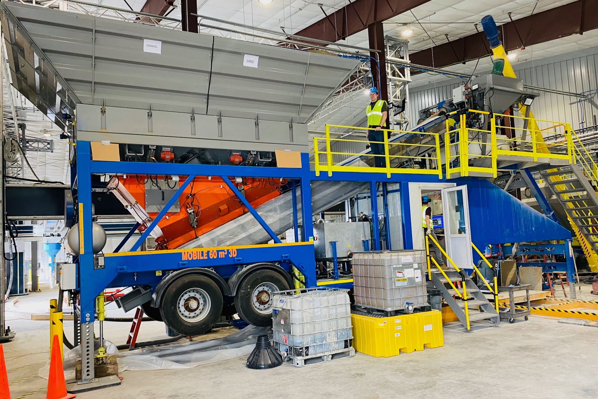 BÃª tÃ´ng ÄÆ°á»£c sáº£n xuáº¥t tá»« má»t tráº¡m trá»n di Äá»ng. áº¢nh: GE Reports.