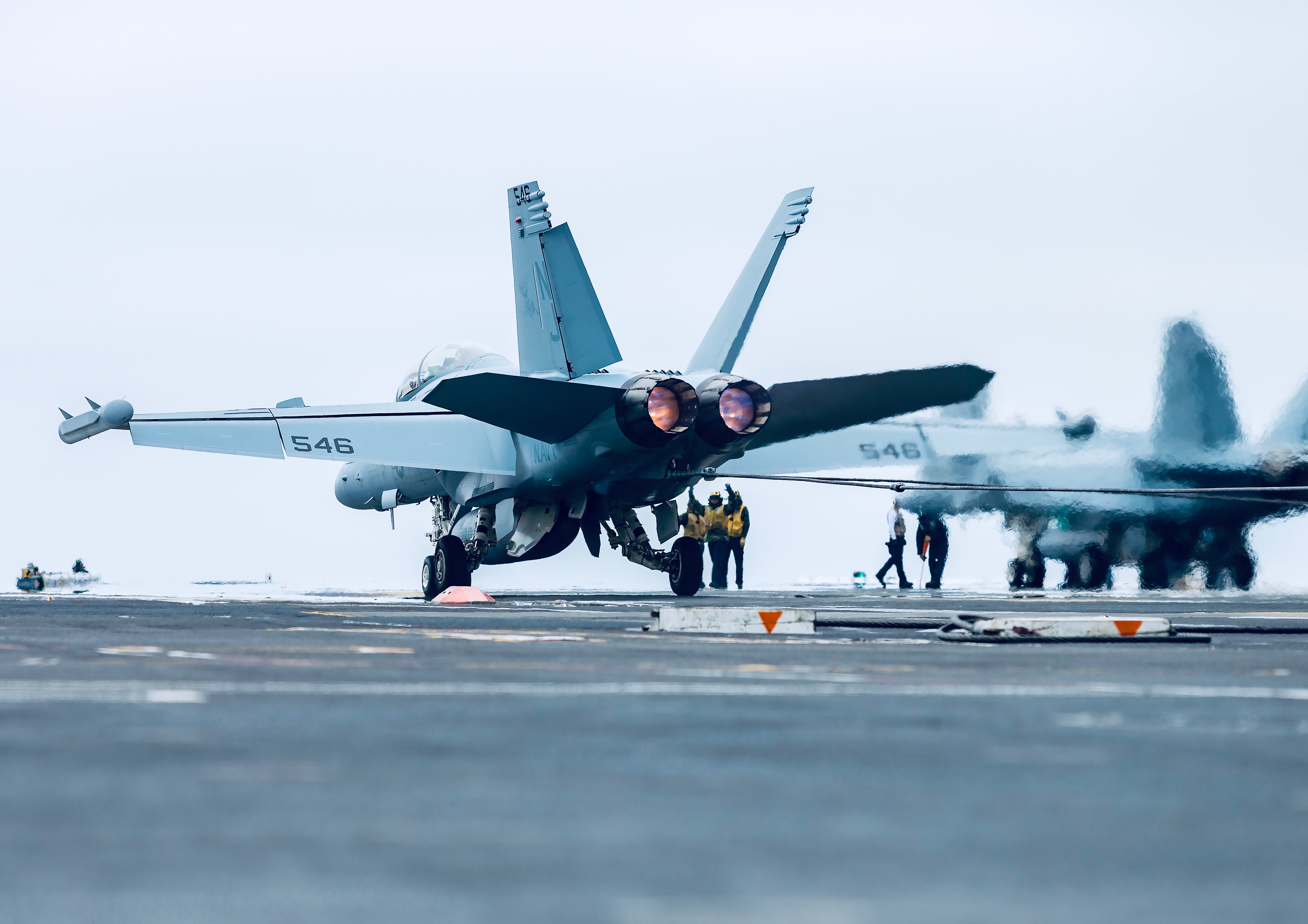 Super Hornet taking off from the deck of USS Carl Vinson, a US Navy aircraft carrier. (Photo credit: Scott Dworkin)